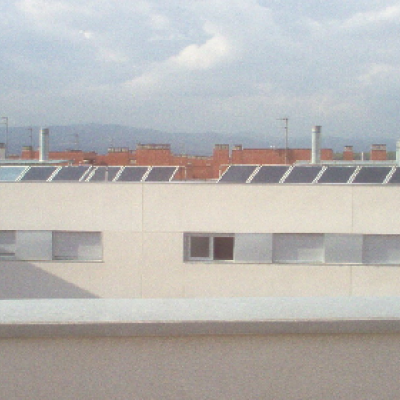 Instalació solar térmica 178 vivendes ACS. (2000)